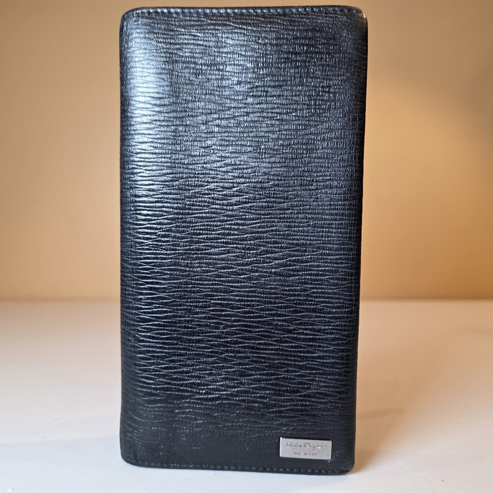 Salvatore Ferragamo Bifold Long Black Textured Wallet
